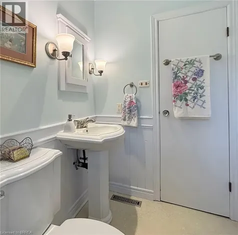 38 Slater Street Brantford ON N3T 4N9