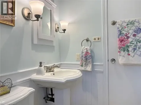 38 Slater Street Brantford ON N3T 4N9