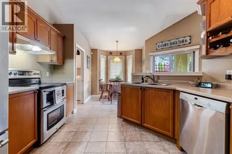 21 Conservation Boulevard Kingsville ON N9Y 4E4