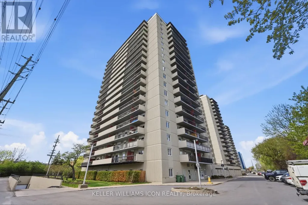 158C Mcarthur Avenue Ottawa ON K1L 8E7