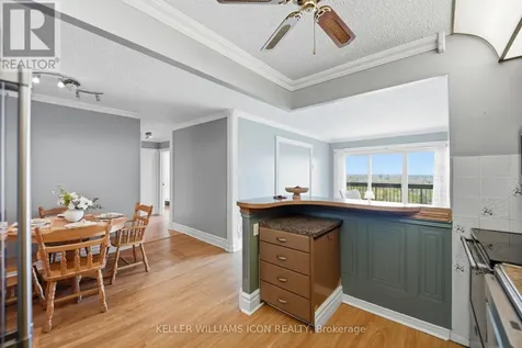 158C Mcarthur Avenue Ottawa ON K1L 8E7