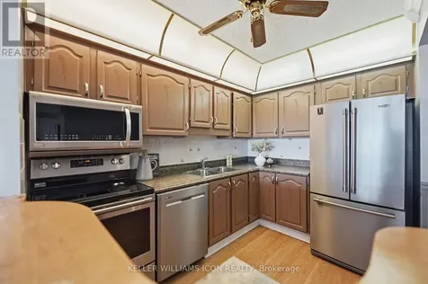 158C Mcarthur Avenue Ottawa ON K1L 8E7