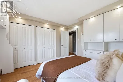 158C Mcarthur Avenue Ottawa ON K1L 8E7