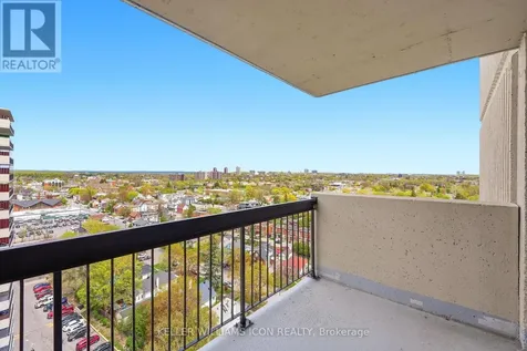 158C Mcarthur Avenue Ottawa ON K1L 8E7