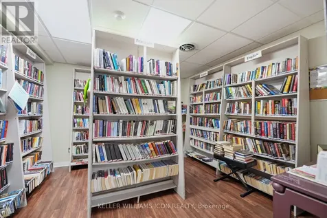 158C Mcarthur Avenue Ottawa ON K1L 8E7