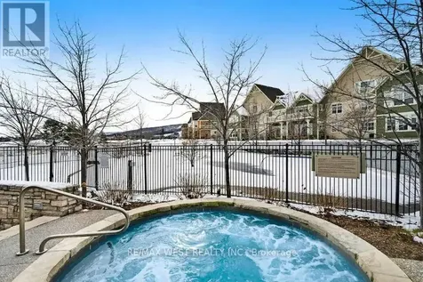 125 Fairway Court Blue Mountains ON L9Y 0P8