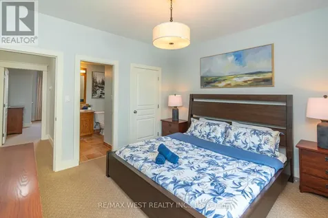 125 Fairway Court Blue Mountains ON L9Y 0P8