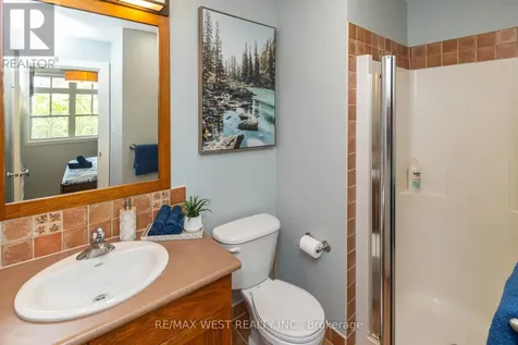 125 Fairway Court Blue Mountains ON L9Y 0P8