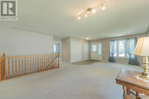 44 Beech Boulevard Tillsonburg ON N4G 5R8
