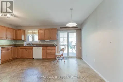 44 Beech Boulevard Tillsonburg ON N4G 5R8
