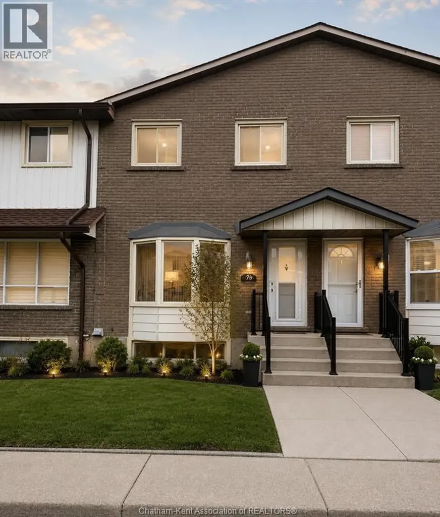 241 Limeridge Road West Hamilton ON L9C 2V4