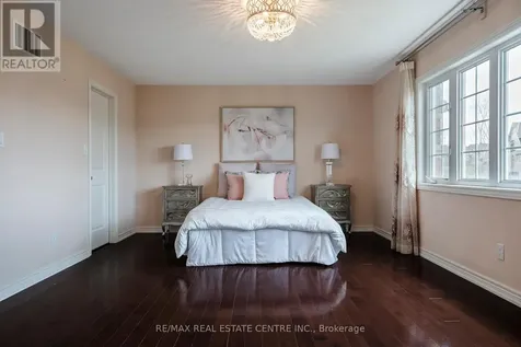 17 Mason Drive New Tecumseth ON L9R 0M1