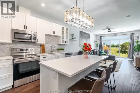 3 Jonathan Street Chatham ON N7M 6M1