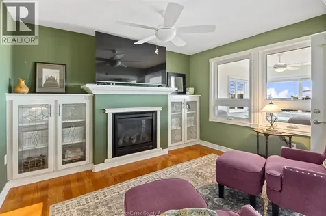 689 Ross Beach Lakeshore ON N8L 0H1