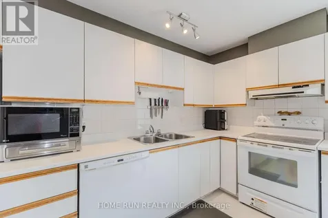 2828 Richmond Road Ottawa ON K2B 8S1