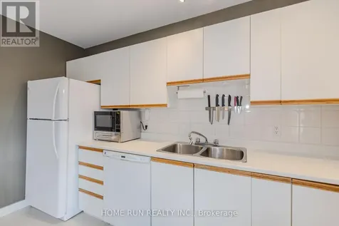 2828 Richmond Road Ottawa ON K2B 8S1
