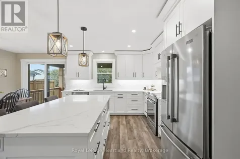 18 Geddes Street West Minto ON N0G 1M0