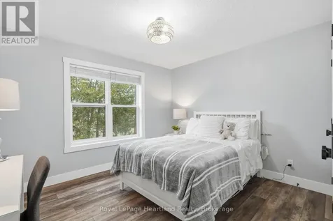 18 Geddes Street West Minto ON N0G 1M0