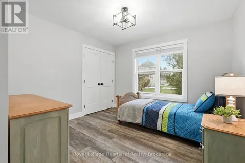 18 Geddes Street West Minto ON N0G 1M0