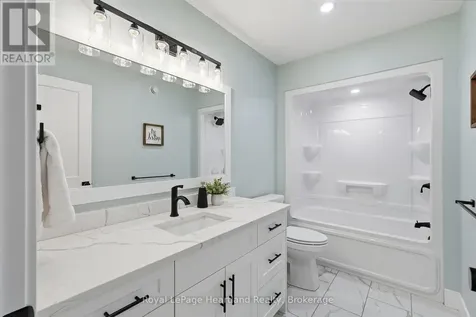 18 Geddes Street West Minto ON N0G 1M0