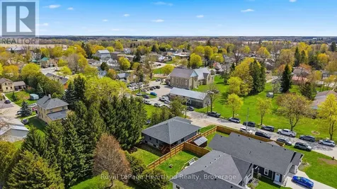 18 Geddes Street West Minto ON N0G 1M0