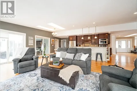 37 Forest Hill Drive Hamilton Township ON K9A 0W3