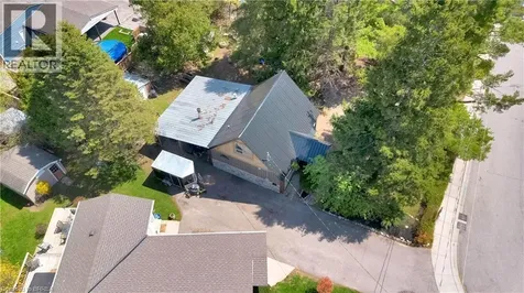 6 Churchill Drive Paris ON N3L 1J1