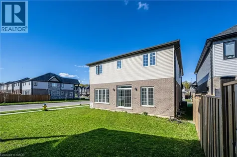 745 Wood Lily Street Waterloo ON N2V 0C3