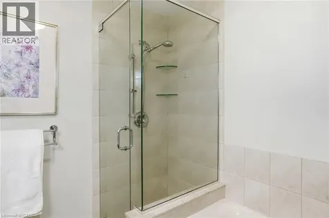 96 Abbotsford Trail Hamilton ON L9B 0A4