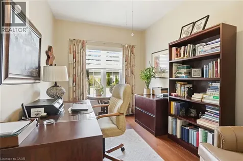 96 Abbotsford Trail Hamilton ON L9B 0A4