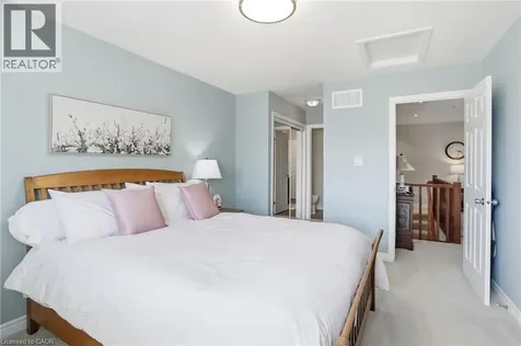 96 Abbotsford Trail Hamilton ON L9B 0A4