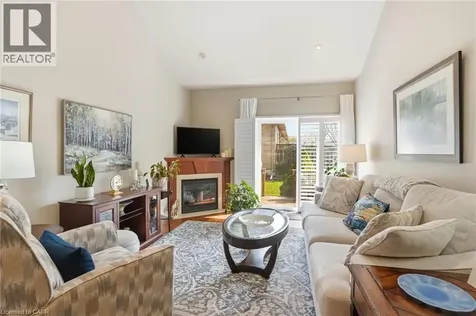 96 Abbotsford Trail Hamilton ON L9B 0A4