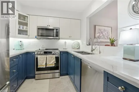 96 Abbotsford Trail Hamilton ON L9B 0A4