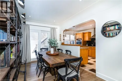 3 Fallsview Road Hamilton ON L9H 5J7