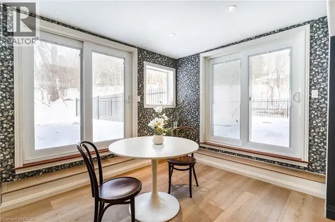 3 Fallsview Road Hamilton ON L9H 5J7