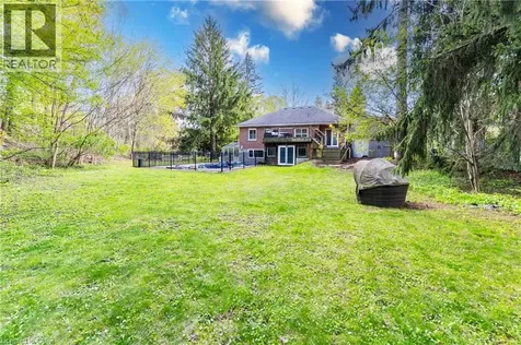 3 Fallsview Road Hamilton ON L9H 5J7