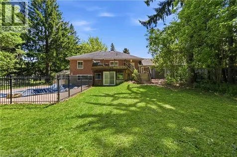 3 Fallsview Road Hamilton ON L9H 5J7