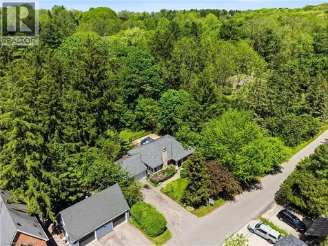3 Fallsview Road Hamilton ON L9H 5J7