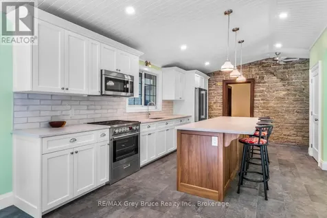1075 4th Avenue West Owen Sound ON N4K 4W1