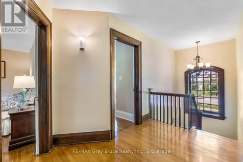 1075 4th Avenue West Owen Sound ON N4K 4W1