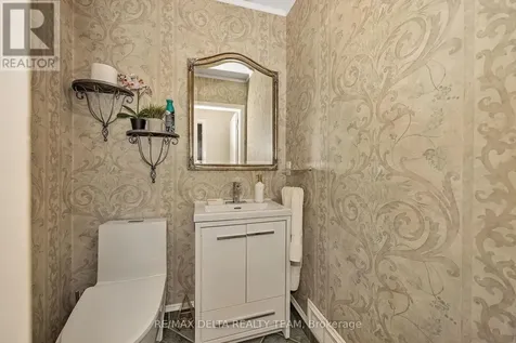 2350 Georgina Drive Ottawa ON K2B 7M5
