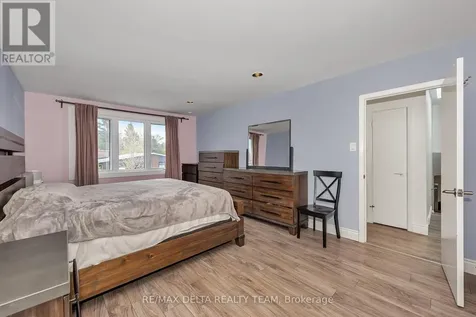 2350 Georgina Drive Ottawa ON K2B 7M5