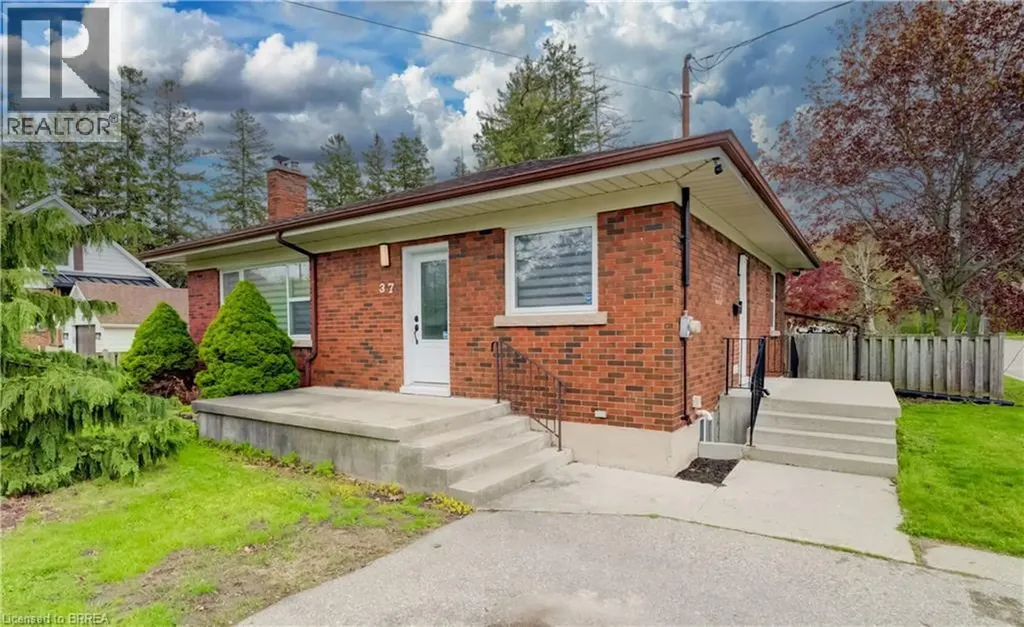 37 Glenwood Drive Brantford ON N3S 3G5
