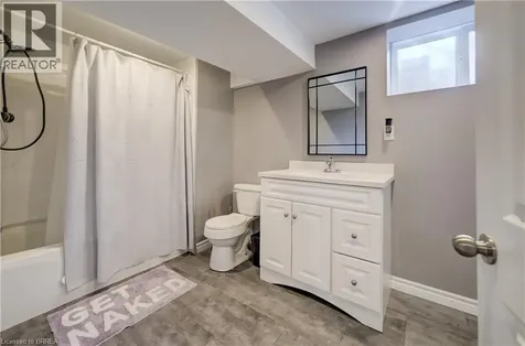 37 Glenwood Drive Brantford ON N3S 3G5