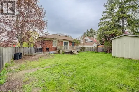 37 Glenwood Drive Brantford ON N3S 3G5