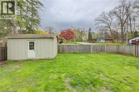 37 Glenwood Drive Brantford ON N3S 3G5