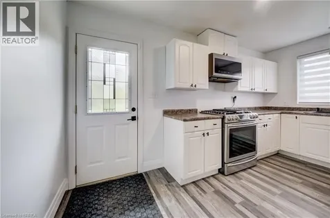 37 Glenwood Drive Brantford ON N3S 3G5