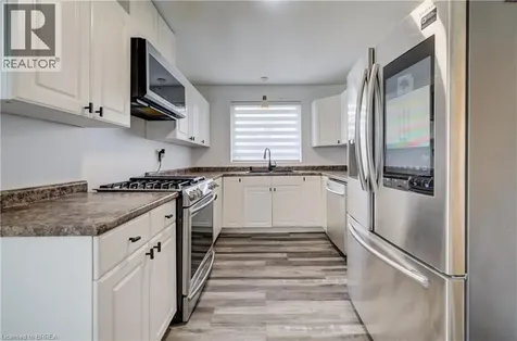 37 Glenwood Drive Brantford ON N3S 3G5