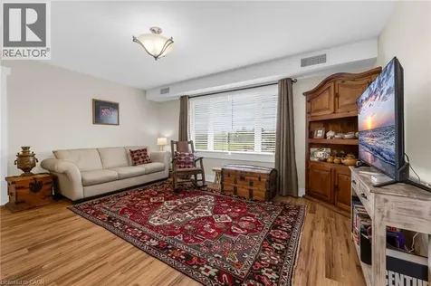 111 Smits Cove Smithville ON L0R 2A0