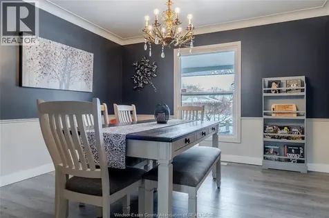 2477 Mark Avenue Windsor ON N9E 2W2
